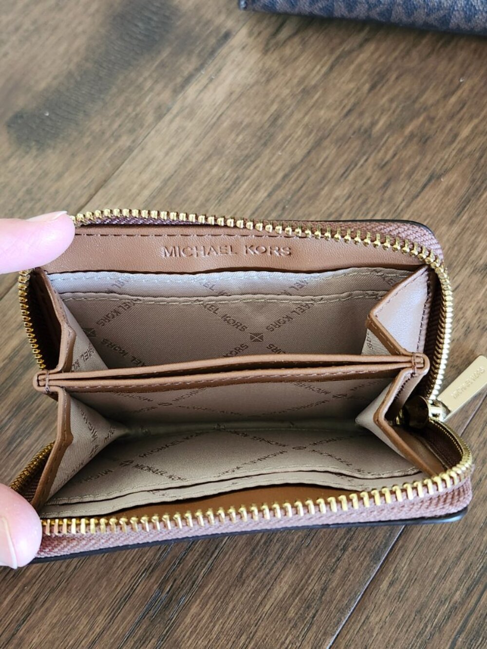 Michael Kors Avril Small Logo Satchel + Matching Wallet – Brown MK – NWOT - Picture 9 of 16